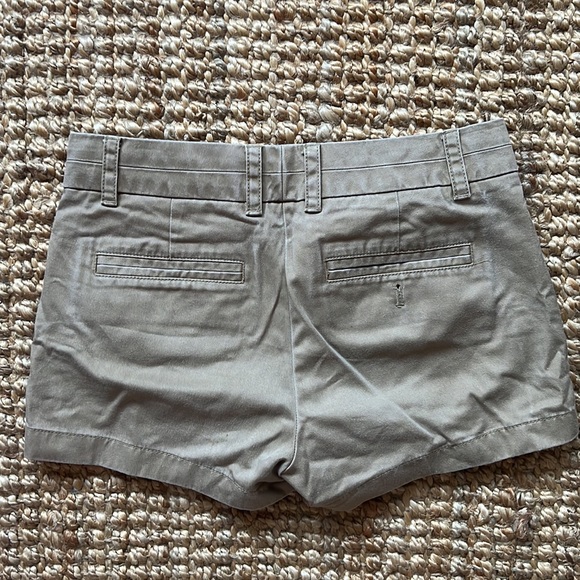 Jcrew chino shorts. Size 000 - Picture 2 of 3